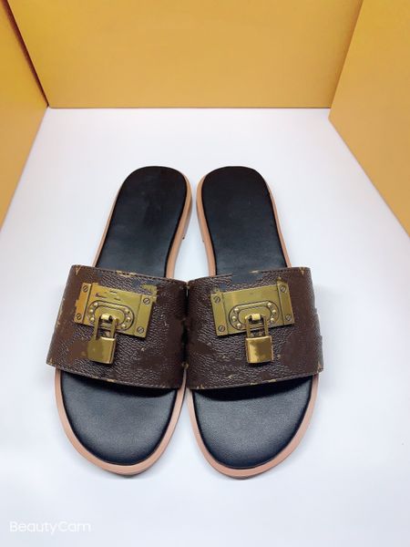 

female male slippers striped interlocking letter vibrant color summer easy to wear fashion lady men rubber slides 0427, Black