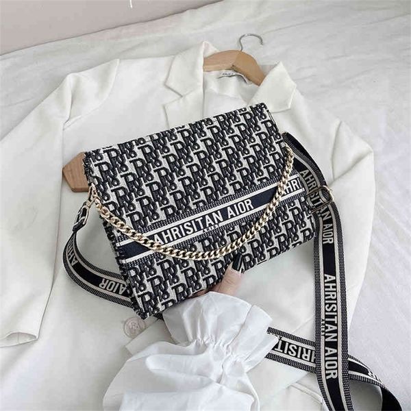 

for women korean cross carrying schoolgirl versatile single shoulder bag advanced fashion net red small square bag factory store online