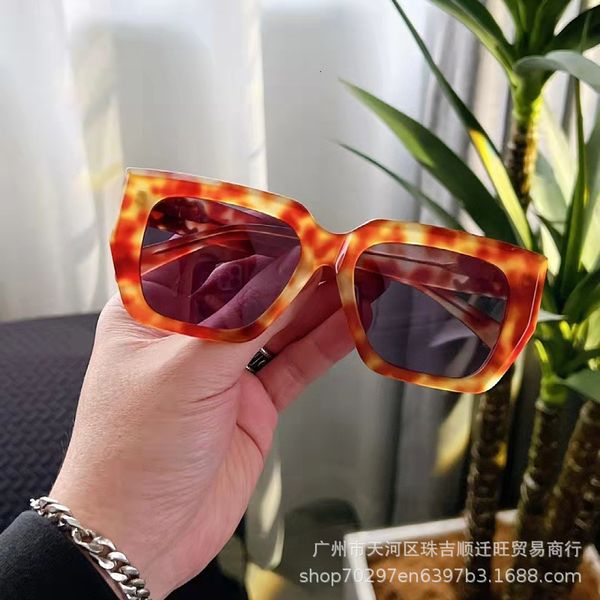 

new designer sunglasses 2022 new cc4s491 sunglass the same square small frame sunglass ing, White;black