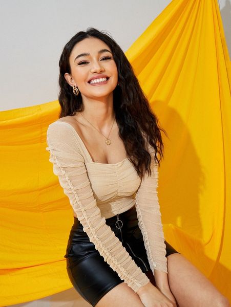 

ruched square neck crop mesh b0pn#, White