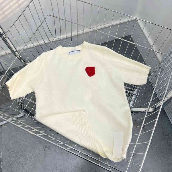 

2022 spring new fashion brand women's round neck pullover red heart, White