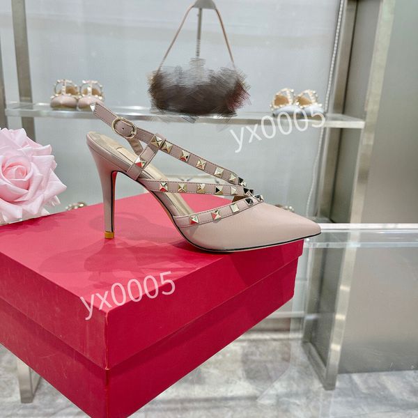 

2022 mens womens onyx slipper sulfur sandals sand earth brown orange slippers bone mens resin black outdoor fashion slippers yh211125