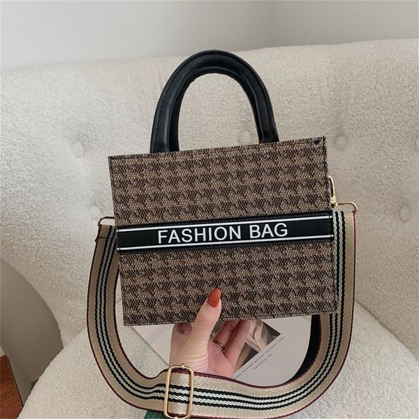 

fashion women's tot autumn and winter leisure contrast color trend messenger 60% off outlet store