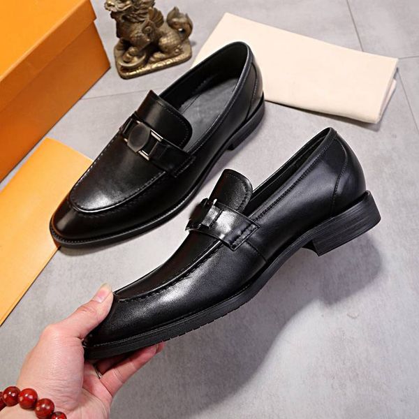 Marca de luxo Negócios de couro Mens Oxfords Vestido Sapatos de Casamento Festa de Vinho Preto Office Calçado Tamanho 38-44