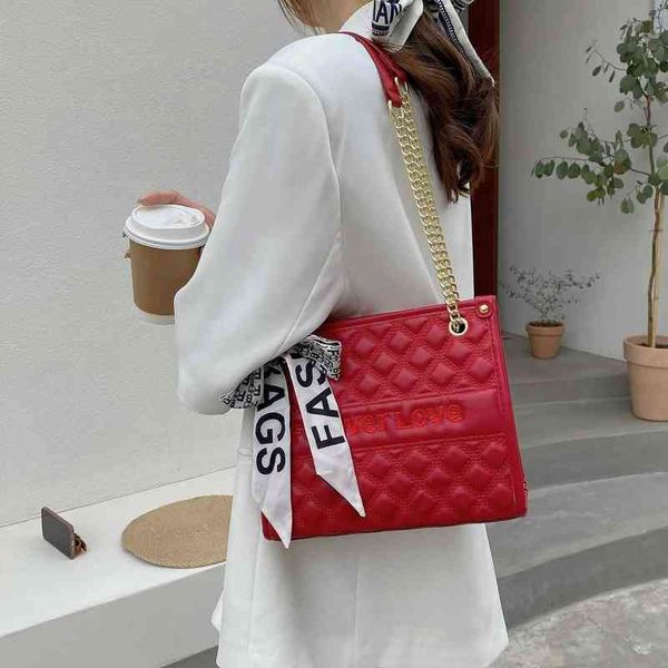 

handbags outlet women's new chain tote bag large capacity shoulder messenger bag