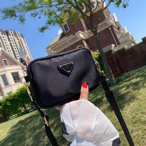 

fashion black nylon canvas bag men women messenger bags outdoor sports backpacks zipper pocket brand wallets designer handbags274f