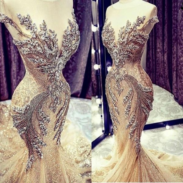 Vestidos de festa Prom de luxo com pescoço puro Principal Maior Crystal Jewel Mermaid Dress Distress personalizado manto de ilusão de SoireParty