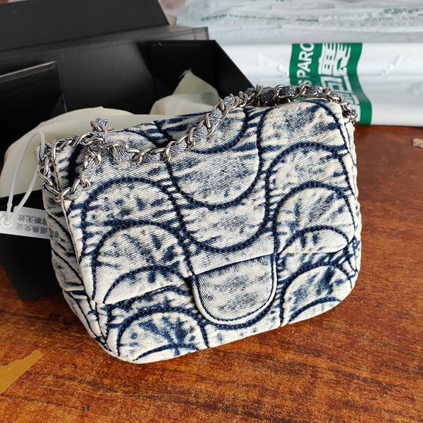 

womens classic mini flap wave denim bags quilted silver metal hardware matelasse chain shoulder purse outdoor sacoche designer handbags cosm