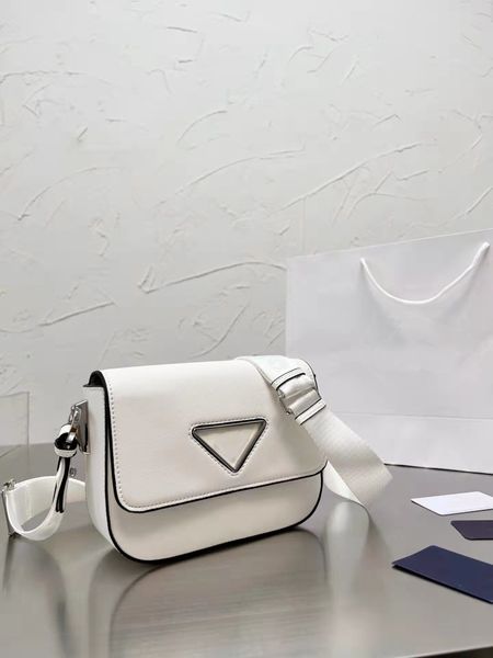 

2022 bag the latest female designer cross body large triangle logo checkered chain bag luxury fashion shoulder leather square purse