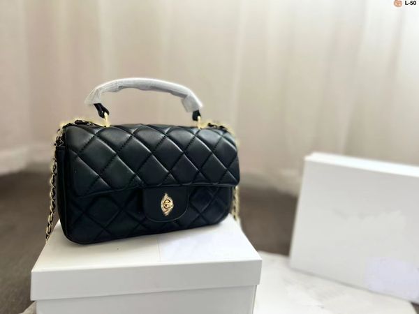 

new chain bag classic diamond mini messenger bag thick chain ladies wallet exquisite cute size 20.7.13