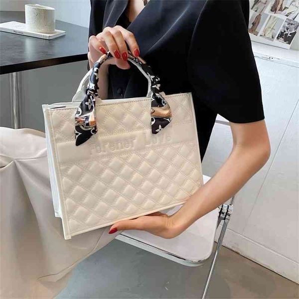 

70% factory online sale western red style niche single shoulder bag