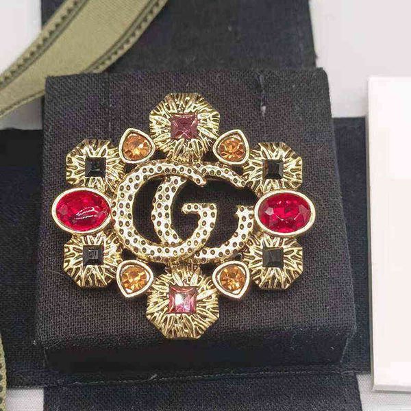

light luxury color diamond medieval brooch vintage french temperament palace style accessories ins blogger, Gray