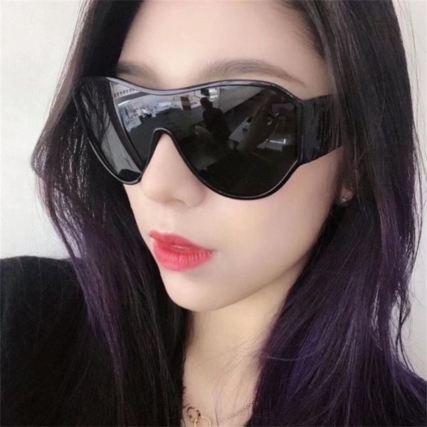 

22% off 2022 luxury fashion design high version sunglasses integrated eye mask net red same, White;black
