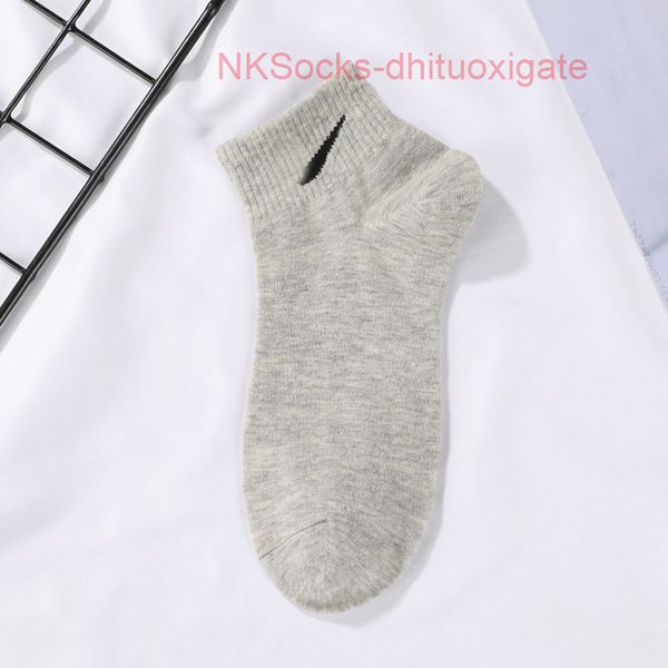 

classic men's fashion socks hook brand designer women's leisure lovers' short tube sportsocks luxury women men breathable ver, Black