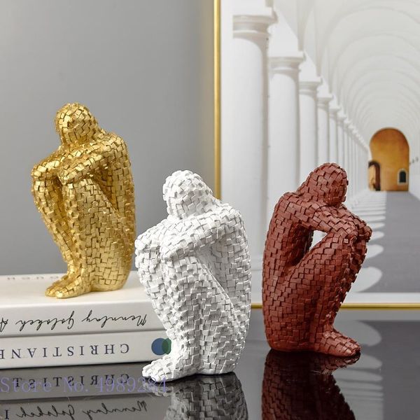 Oggetti decorativi Figurine Resina Figura astratta Statua Mosaico Personaggio Modello Scultura Geometria Irregolare Tuck Pensatore Uomo d'oro Artigianato