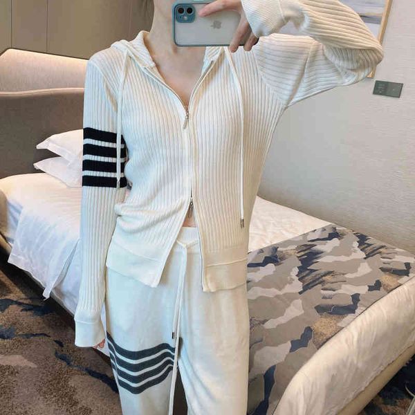 

autumn winter new hooded drawstring zipper long sleeve four bar striped knitted cardigan women's damp sweater, White;black
