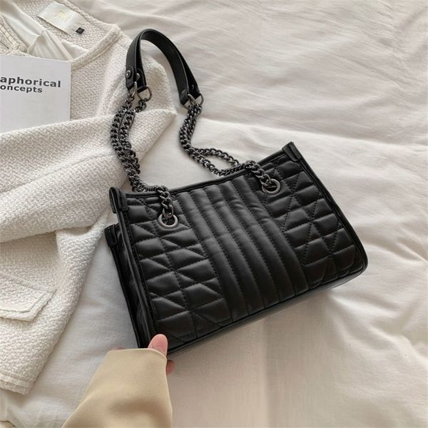 

autumn winter new women's fashion versatile chain shoulder bag ins minority foreign style tote bag 70% off factory online