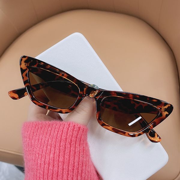 

sunglasses for women trend leopard print hip female vintage small frame cat eye lens sunglasses europe america fashion simple, White;black