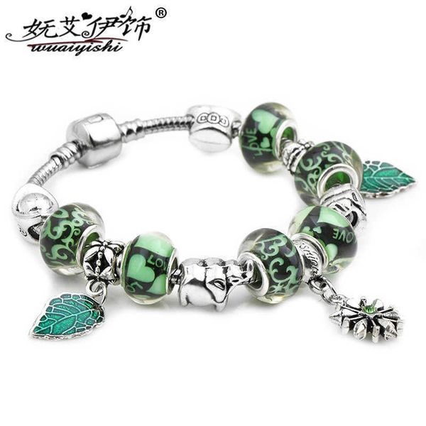 

diy bracelet resin beaded forest leaf pendant, Black