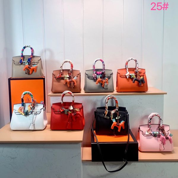 

luxury designer leather women's bags classic perkin fashion versatile large capacity chain textured crossbody shoulder bag7