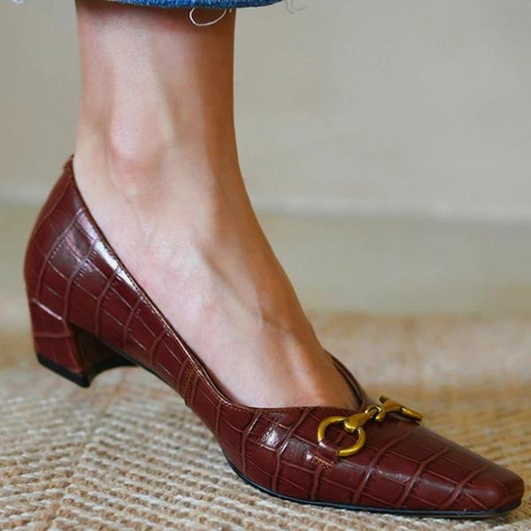 

dress shoes autumn women's low heels retro splicing chain slip on party female pumps square-toe crocodile pattern ladies single, Black