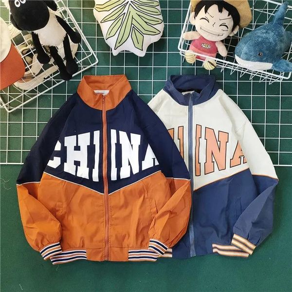 Giacche da uomo Coppia Campus Style Varsity Jacket Uomo Coreano Primavera Autunno Leggero Abbinamento colori Cerniera Studente Uniforme da baseball Stampa Coa