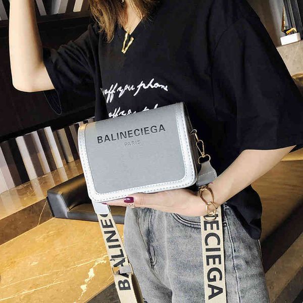 

2022 new luxury bags bag summer small version versatile wide belt simplewomen's fashion bags