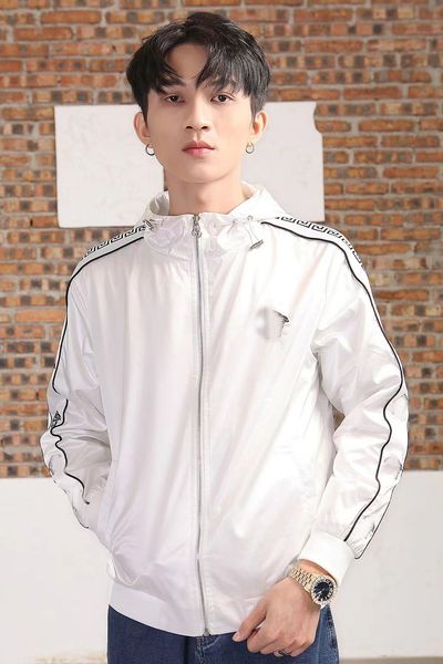 

2022 fashion designer mens jacket goo d spring autumn outwear windbreaker zipper clothes jackets coat outside can sport size m-3xl men', Black;brown