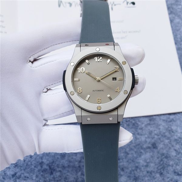 

classic automatic three-pin timing men's watch, Slivery;brown