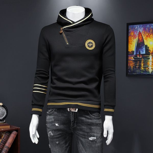 

new 2020 autumn european goods simple badge embroidery diagonal collar hooded casual long-sleeved sweater men's trend, Black