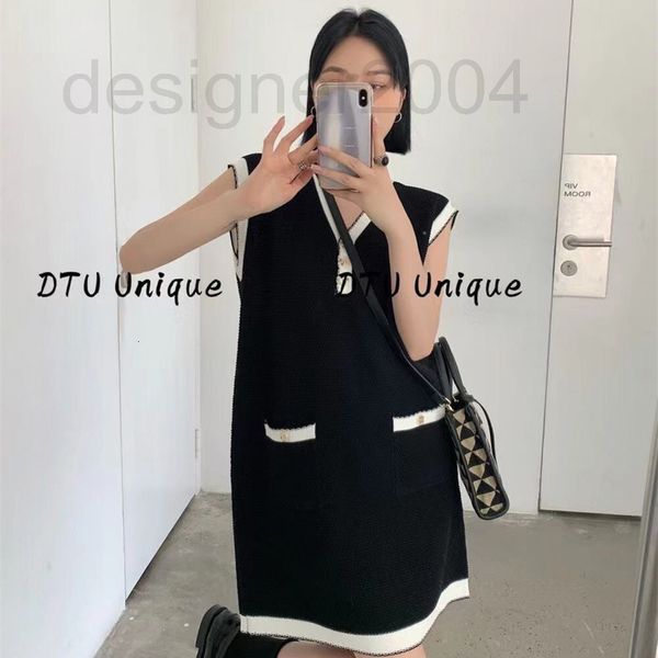 

casual dresses designer dtu korean version new v-neck fashion contrast color stripe dress women's 2022 summer light mature style loose, Black;gray