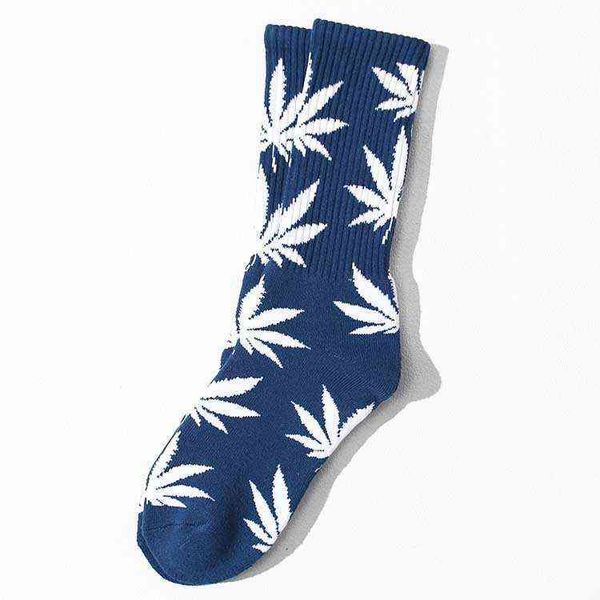 

autumn and winter new tie-dye maple leaf socks street fashion sports skateboard socks men and women couples in tube sock 3b, Black