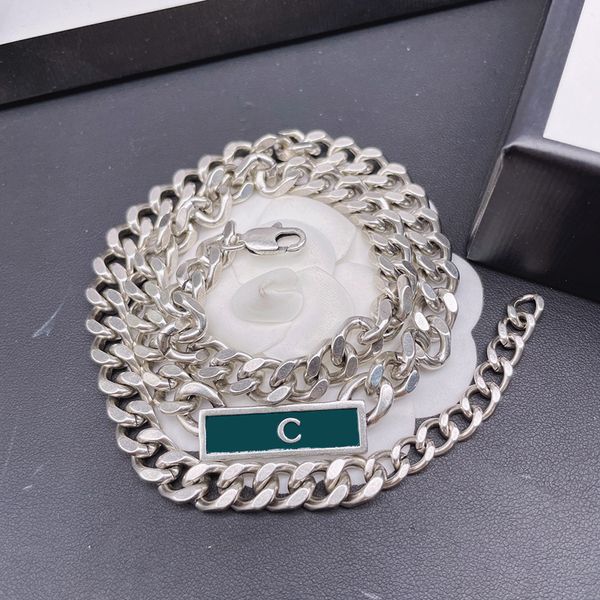 

men designer chain green necklace womens silver steel pendant necklaces ladies fashion chin women luxury jewelry g necklaces 925 2207133d