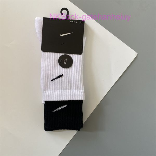 

men classic fashion socks hook brand color stitched men's women's long tube sports training sock street couple middle tubes luxury, Black