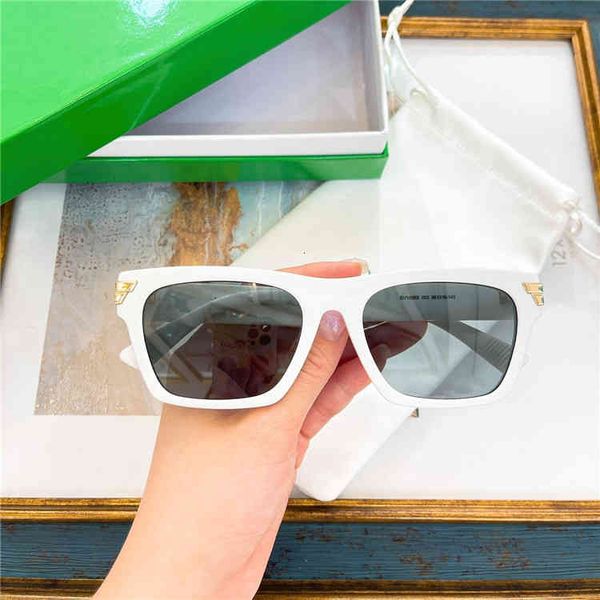 

sunglsses 's fshion plte ox str, the sme style fshionle sunglsses, White;black