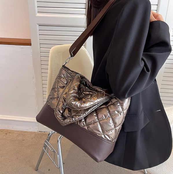 

fashion designer handbags for women tote bag solid color quilted shoulder bags