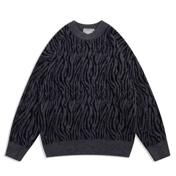 

2021 new arrival zebra pattern vintage men oversize jumper sweater hip hop knitwear loose round neck pullover sueter masculino t220730, White;black