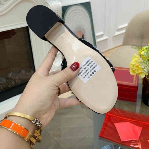 

paris sandals classic flat woman summer lady crystal big head slippers leather bath fashion women shoes large size 40 pegt, Black