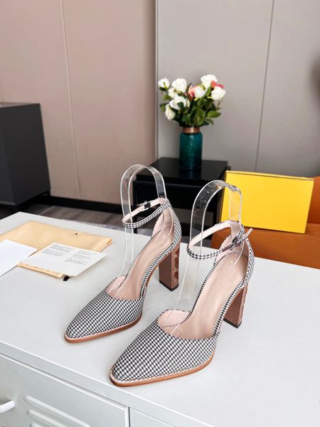 

2021 size slides graffiti bone resin desert sand rubber slippers summer brown flat men women beach sandals foam runner 35-42 0609, Black
