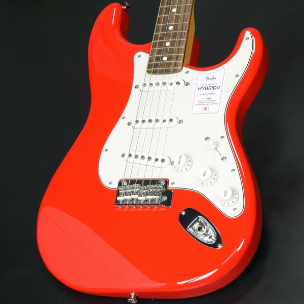 

hybrid ii st maple fingerboard modena red electric guitar