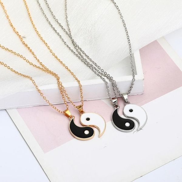 Collane con ciondolo Collana classica a cuore con Yin Yang per regali di gioielli di compleanno Coppia o amici Ciondolo da 2 pezzi