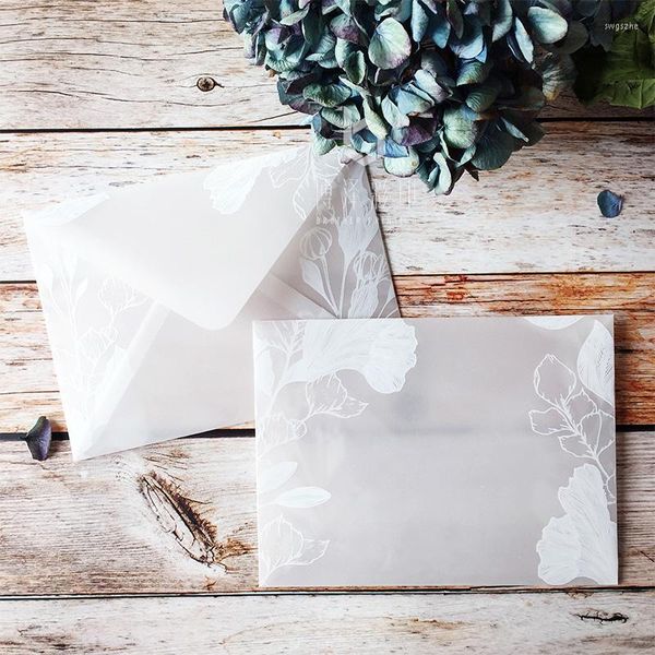 Geschenkpapier 5 teile/los Schöne durchscheinende Schwefelsäurepapierumschläge Sets Kreative Designs Traumhafte Spitze HochzeitseinladungGeschenk