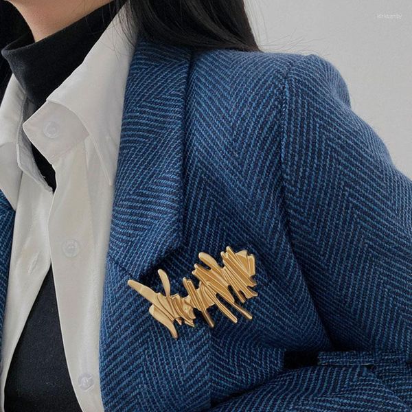 Pinos broches flashbuy textura irregular vintage lava dobra o broche de metal de ouro para homens, macacão de suéter acessórios de casaco kirk22