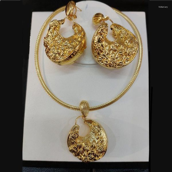 Orecchini Collana Dubai Set di orecchini placcati in oro per le donne Regali nuziali da sposa africani Ciondolo per feste Set di gioielli brasiliani Tris22