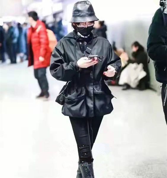 

womens designer jacket hooded outerwear fashion solid color metal triangle windbreaker jackets casual ladies jacket coat clothing size s m, Black;brown