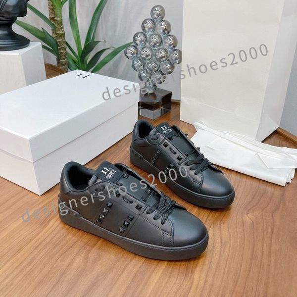 

luxury designer casual shoes red sole low flat spikes flats black blue suede silver diamond mens women sneaker yh211108
