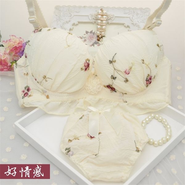 

hao qinggan japanese girl underwear suit girl thin bras summer sweet beautiful briefs gather bra set bras y200708, Red;black