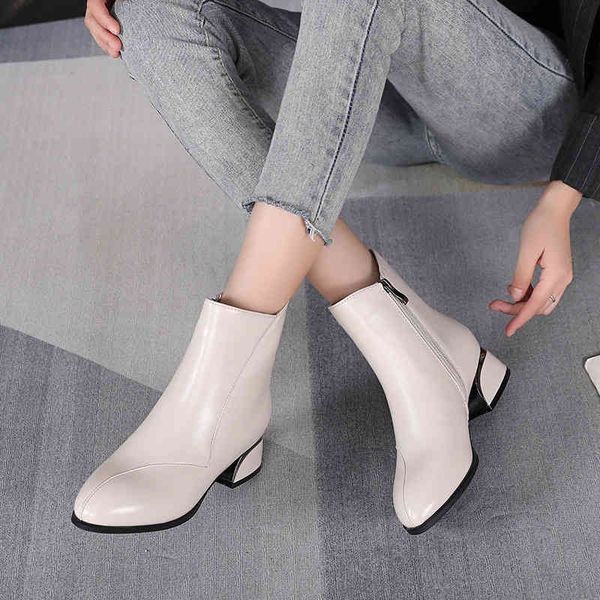 

slippers women's short boots autumn and winter versatile plus suede leather large 4143 pointed women's shoes thick heel middle mar, Black