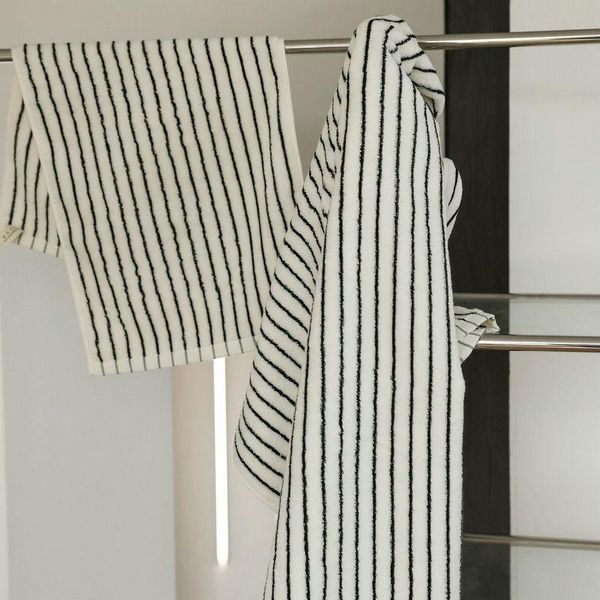 Toalha Fashion Stripe Banho de algodão puro Conjuntos de rosto Super macio