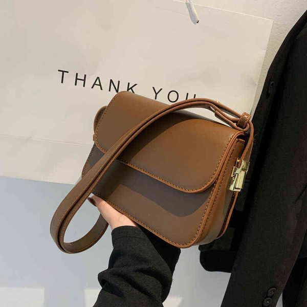 

evening bags high sense small bag 2022 new versatile ins square simple and fashionable single shoulder messenger bag in winter 220211